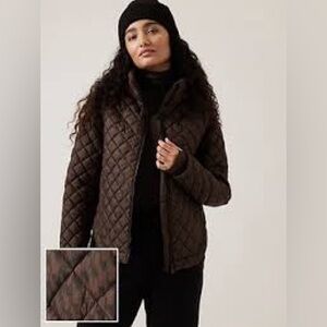 Athleta Whisper Featherless Puffer in Black/Brown, Size XS
